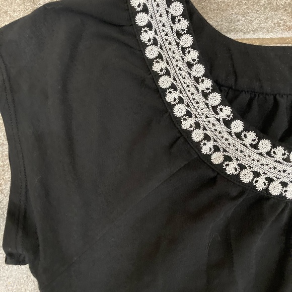 Ann Taylor LOFT Black and White Short-Sleeve Dress - Picture 3 of 11